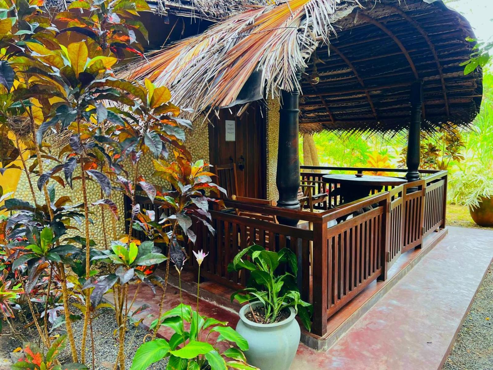 Turtle Watch Cabana Tangalle Ngoại thất bức ảnh