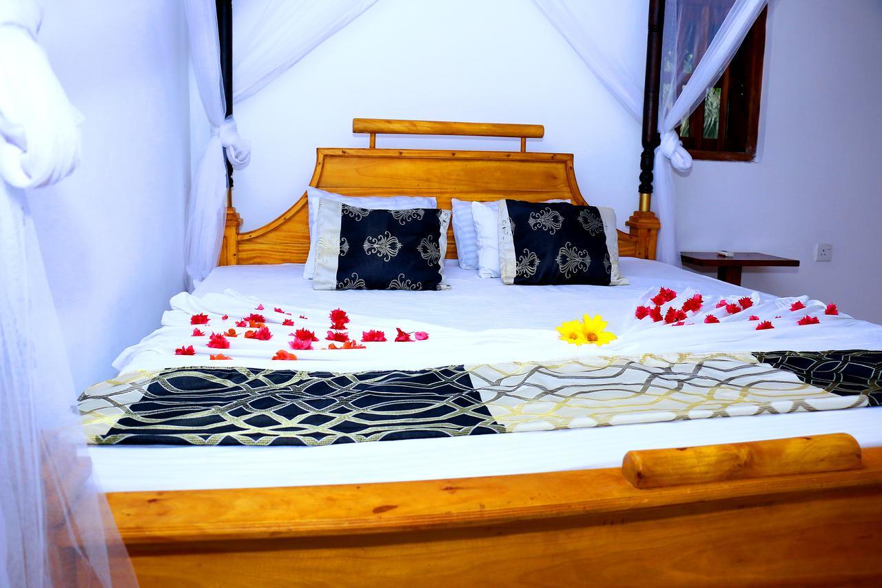 Turtle Watch Cabana Tangalle Ngoại thất bức ảnh